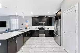 2933 Fable St, Kissimmee, FL 34746 - Photo 7