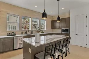 2398 Addalia Aly, Orlando, FL 32804 - Photo 5