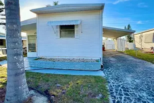 2047 Kepner Dr, Holiday, FL 34691 - Photo 5