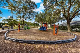 1032 Bloomingdale Dr, Davenport, FL 33897 - Photo 27