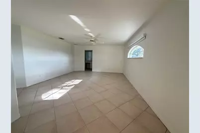 21623 Regency Park Lane, Leesburg, FL 34748 - Photo 11