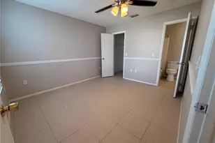 2032 Tropic Bay Ct, Orlando, FL 32807 - Photo 5