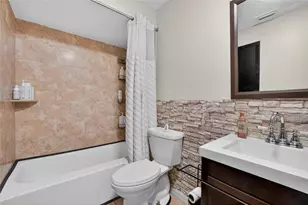 1001 Windbrook Dr, Deltona, FL 32725 - Photo 33