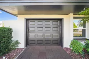 1001 Windbrook Dr, Deltona, FL 32725 - Photo 17