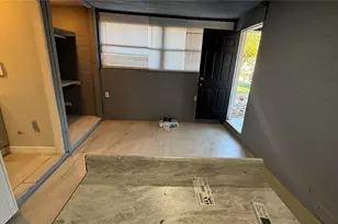 1418 Queensway Rd, Orlando, FL 32808 - Photo 9