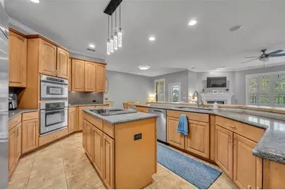 607 E Oakland Avenue, Winter Garden, FL 34787 - Photo 11