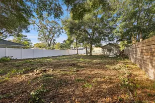 1033 N Hampton Ave, Orlando, FL 32803 - Photo 3