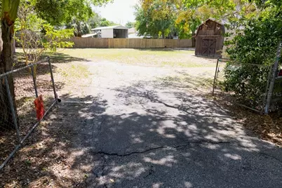 544 Farnum Drive, Tarpon Springs, FL 34689 - Photo 25