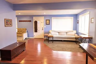 544 Farnum Dr, Tarpon Springs, FL 34689 - Photo 3