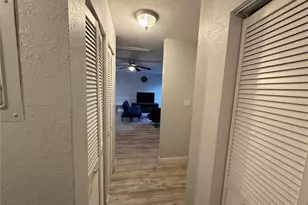 2811 SW Archer Rd, Gainesville, FL 32608 - Photo 5