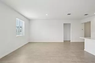 1740 Coolridge Pl, Zephyrhills, FL 33541 - Photo 7