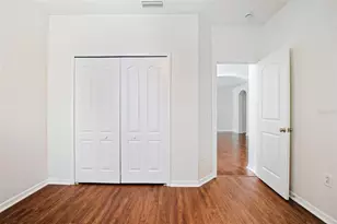 471 Westchester Hills Ln, Valrico, FL 33594 - Photo 7