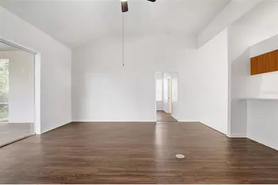 28516 Hanging Moss Loop, Wesley Chapel, FL 33543 - Photo 13