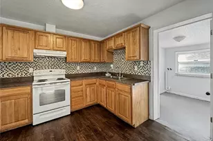 612 Kensington St, Eustis, FL 32726 - Photo 9