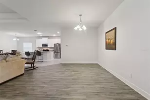 523 Bellissimo Pl, Howey in the Hills, FL 34737 - Photo 9