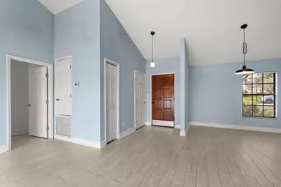 1062 Weaver Drive, Oviedo, FL 32765 - Photo 3