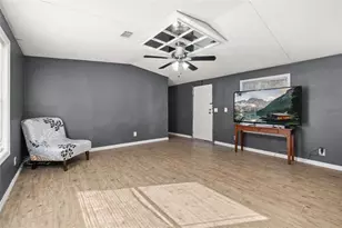 550 Saddle Bag Ln, Lakeland, FL 33801 - Photo 7