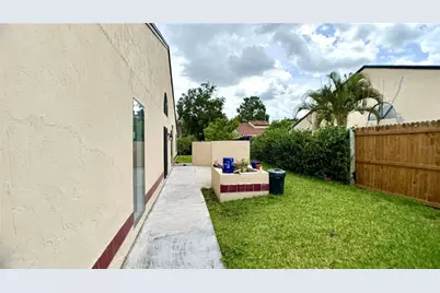 761 Golden Sunshine Circle, Orlando, FL 32807 - Photo 5