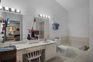 4019 Lake Mirage Blvd, Orlando, FL 32817 - Photo 13