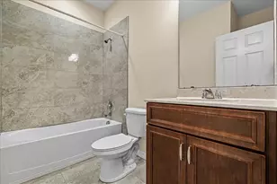 2042 Royal Vista Ct, Orlando, FL 32817 - Photo 13
