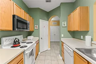 7675 Comrow St, Kissimmee, FL 34747 - Photo 7