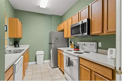 7675 Comrow Street #405, Kissimmee, FL 34747 - Photo 5