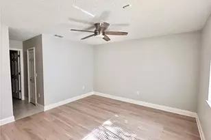 5924 Sagunto St, Orlando, FL 32807 - Photo 11