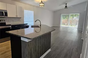 11761 Hatcher Cir, Orlando, FL 32824 - Photo 9