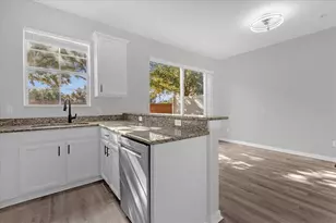 9450 Silver Buttonwood St, Orlando, FL 32832 - Photo 5