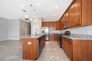 902 Grand Hilltop Dr, Apopka, FL 32703 - Photo 3