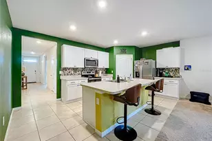 2928 Canary Ln, Tavares, FL 32778 - Photo 17