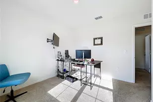 2928 Canary Ln, Tavares, FL 32778 - Photo 25