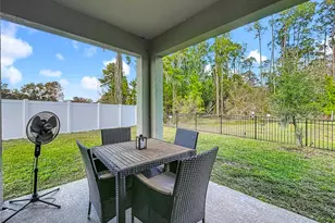 2928 Canary Ln, Tavares, FL 32778 - Photo 47