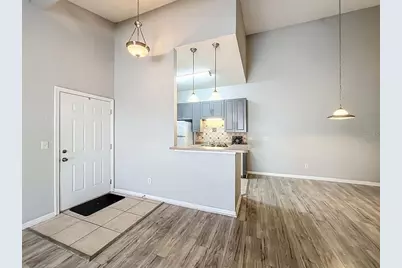 185 N Pearl Lake Causeway #210, Altamonte Springs, FL 32714 - Photo 5