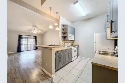 185 N Pearl Lake Causeway #210, Altamonte Springs, FL 32714 - Photo 9