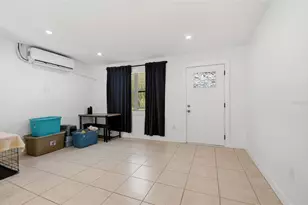 3704 Wells St, Orlando, FL 32805 - Photo 9