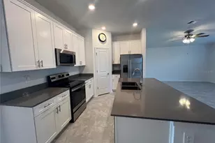 688 Silver Palm Dr, Haines City, FL 33844 - Photo 3