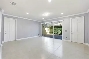 12061 Breda Ln, Orlando, FL 32827 - Photo 9