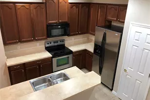 9438 Tawnyberry St, Orlando, FL 32832 - Photo 9