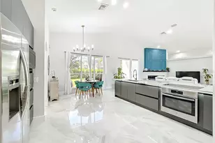 9226 Longfellow Pl, Apopka, FL 32703 - Photo 13