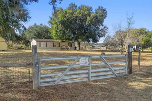 9102 Cr 747, Webster, FL 33597 - Photo 7