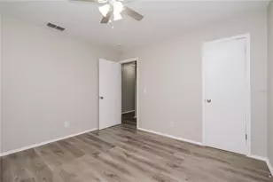 425 S Disston Ave, Tarpon Springs, FL 34689 - Photo 7