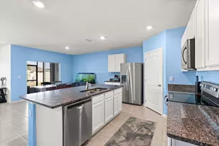 5247 Mahogany Dr, Mount Dora, FL 32757 - Photo 11