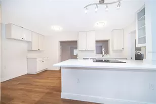 356 Fanfair Ave, Orlando, FL 32811 - Photo 7