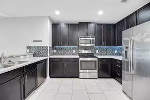 116 Islabella Way, Groveland, FL 34736 - Photo 11