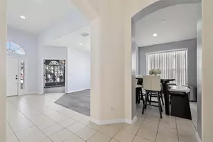 5229 Clover Mist Dr, Apollo Beach, FL 33572 - Photo 11