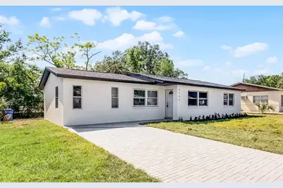 2105 9th Street NE, Winter Haven, FL 33880 - Photo 1