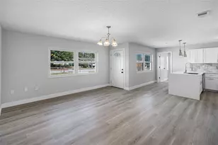 2105 9th St NE, Winter Haven, FL 33880 - Photo 7