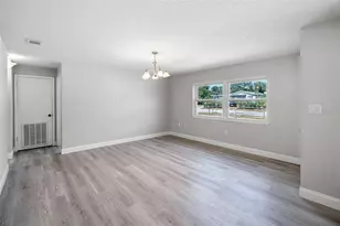 2105 9th St NE, Winter Haven, FL 33880 - Photo 5