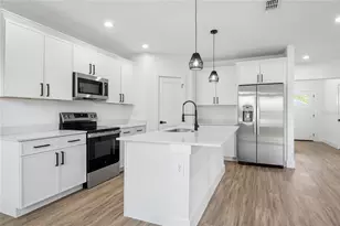 1891 Van Allen Cir, Deltona, FL 32738 - Photo 3